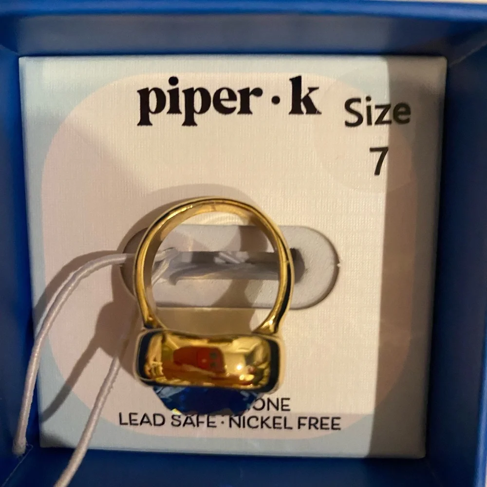 Piper K gold plated ring square shape deep blue glass stone size 7